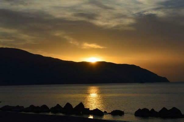 Casa Vacanze Monte Giove Βίλα Patti Εξωτερικό φωτογραφία